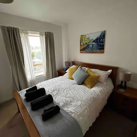 2 Bedroom Eco House With South Facing Balcony Nottingham Exterior photo