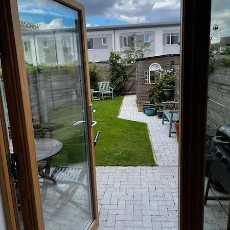 2 Bedroom Eco House With South Facing Balcony Nottingham Exterior photo