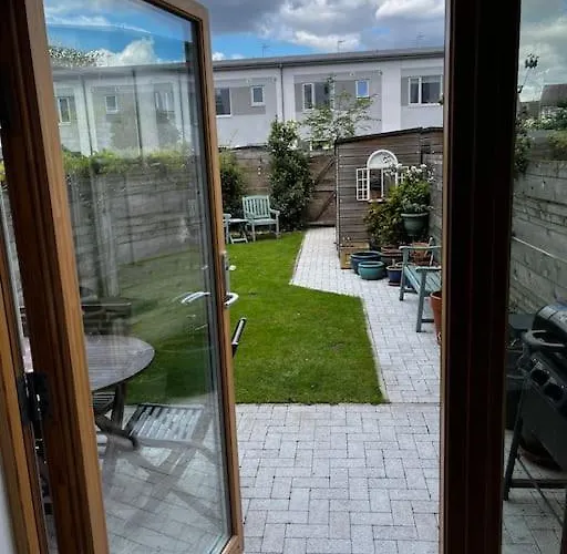 2 Bedroom Eco House With South Facing Balcony