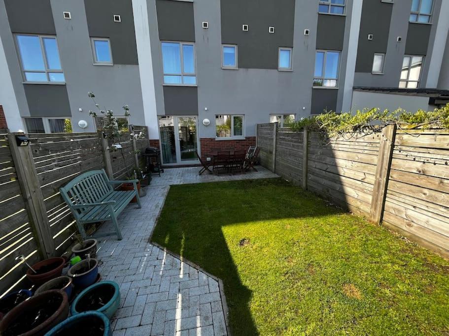 2 Bedroom Eco House With South Facing Balcony