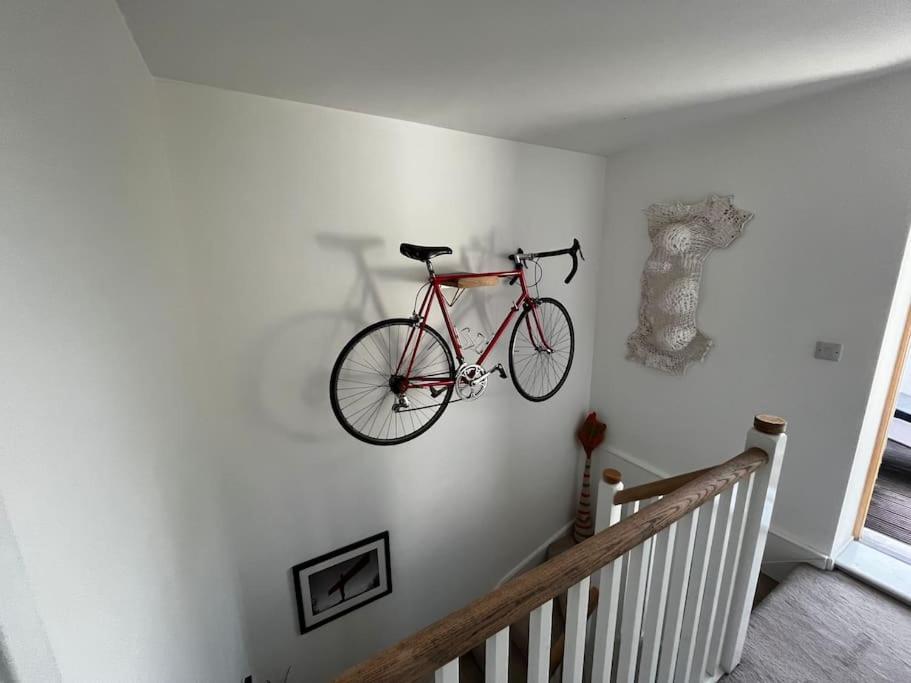 2 Bedroom Eco House With South Facing Balcony Apartment *